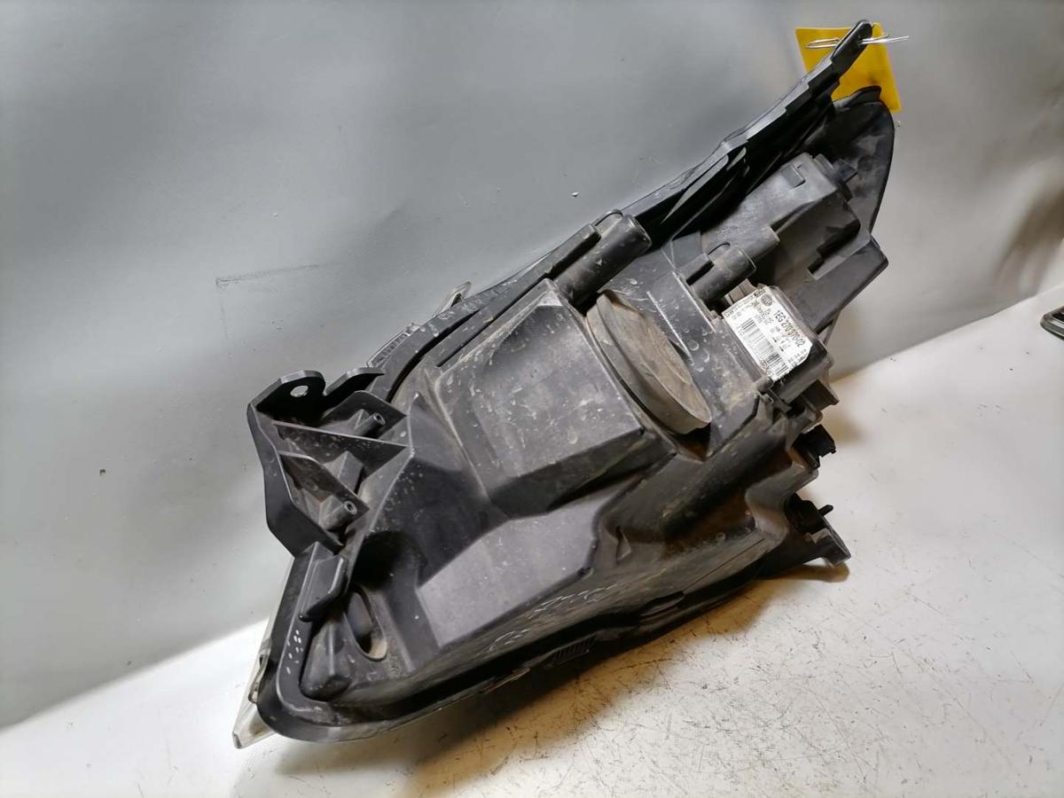 Opel Astra H original Scheinwerfer vorn rechts Halogen Bj.2004